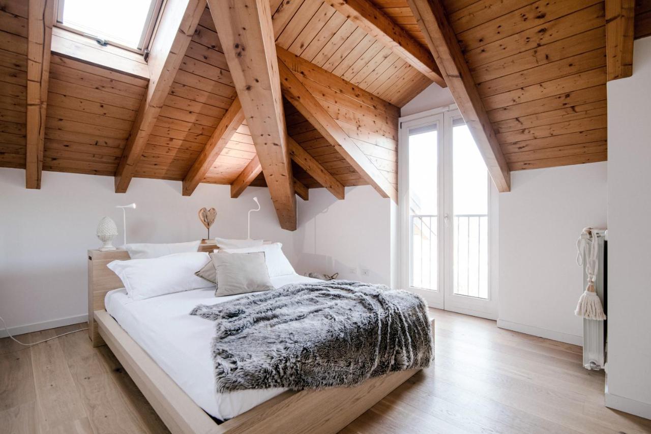 Modern Luxury Attic - Bymyhomeincomo Exterior foto